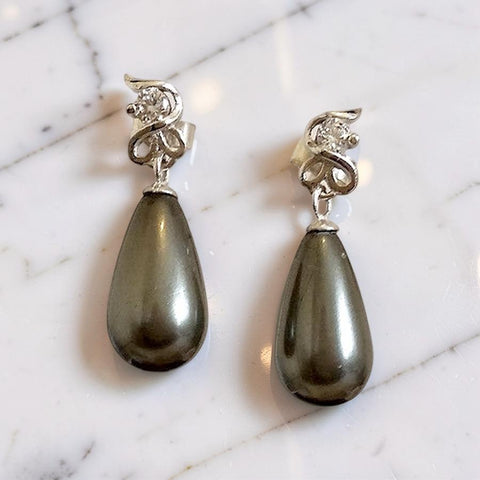 Black Drop Pearl Earrings