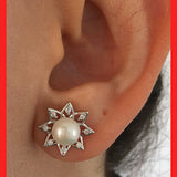 Flower Shape Earring Studs with Freshwater Pearls