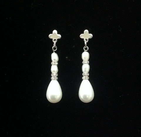 Drop Shape Shellin Drop shape mother of pearl shell and water pearl shell finished with s ...