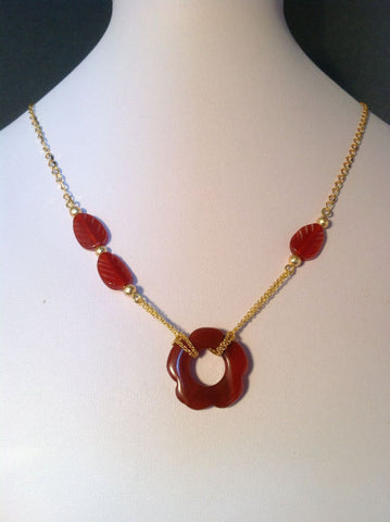 Necklaces; Flower and leaf shaped Agate